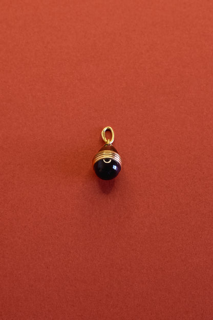 Russian 56 Zolotnik Garnet Egg Pendant, c.1880–1900