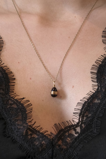 Russian 56 Zolotnik Garnet Egg Pendant, c.1880–1900